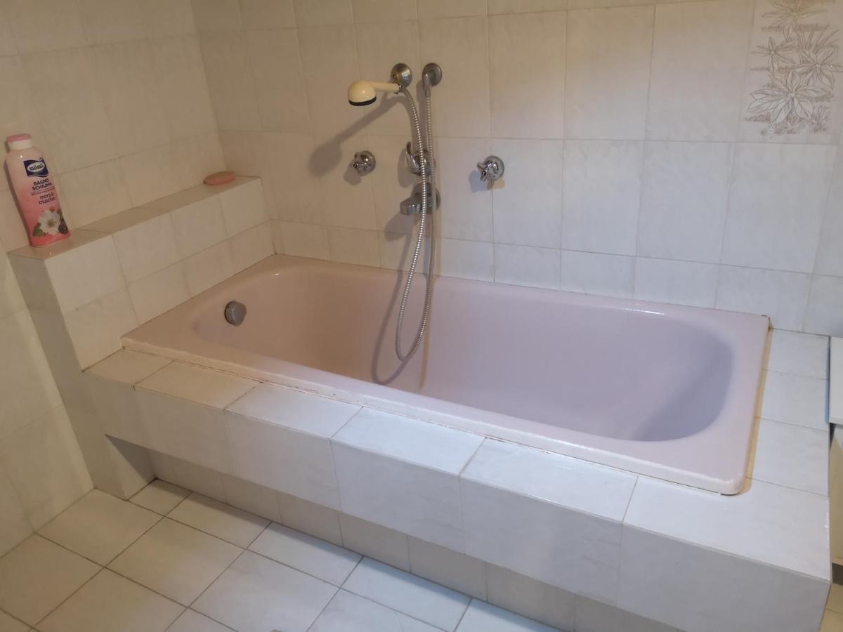 Saleto Apartma Jagodje Buitenkant foto
